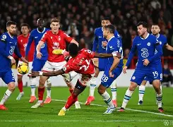 斯特拉斯堡队客场战平对手积分稳定()