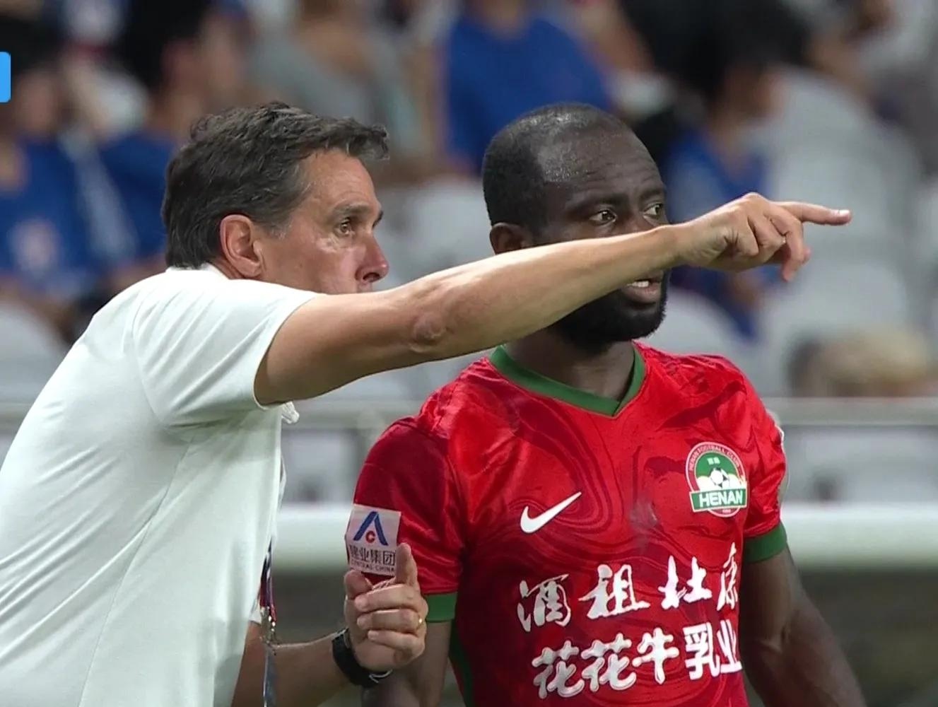 申花客场惜败，遗憾丢掉关键三分()