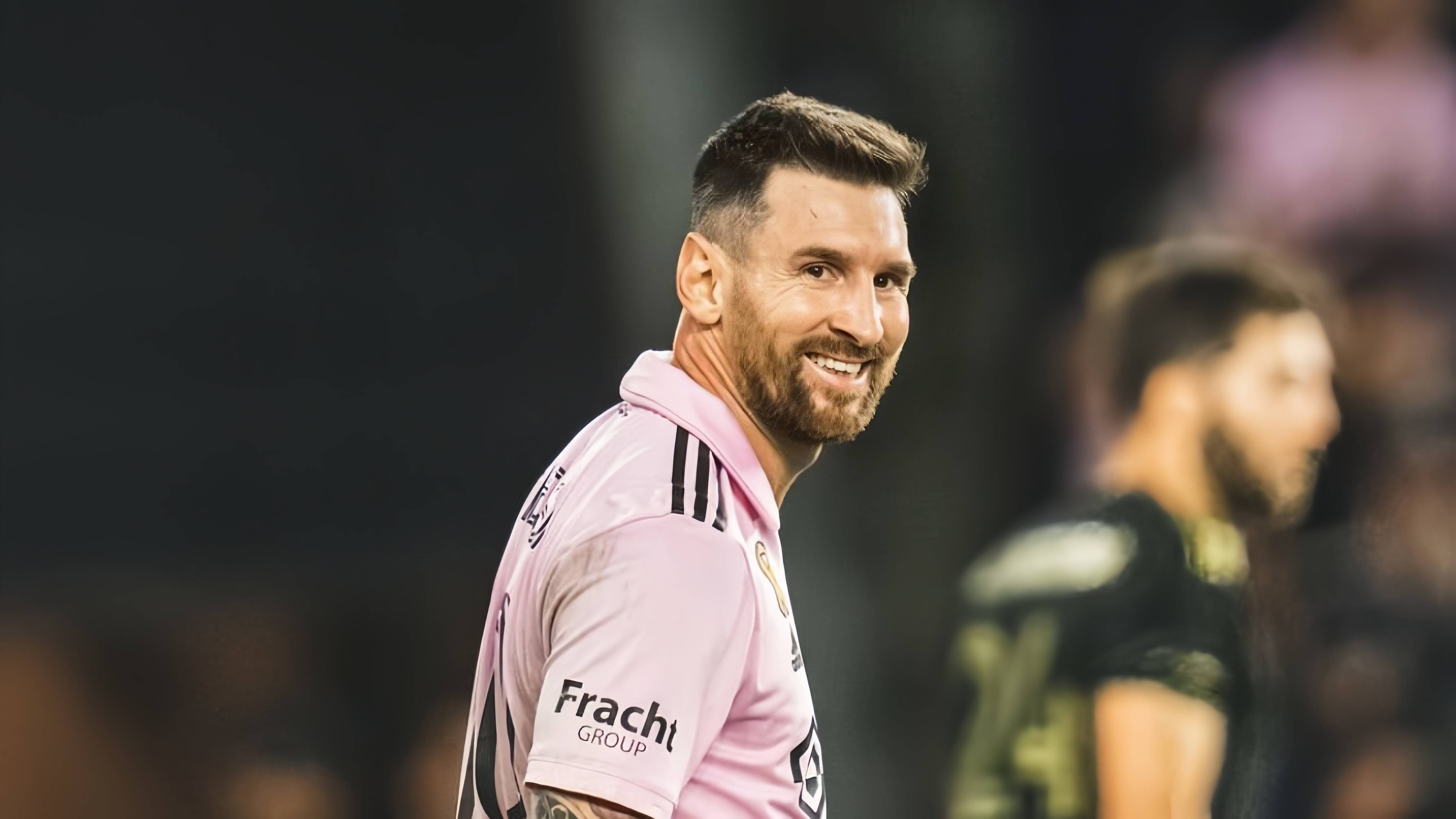 梅西攻入倒勾绝杀，巴萨客场取胜()